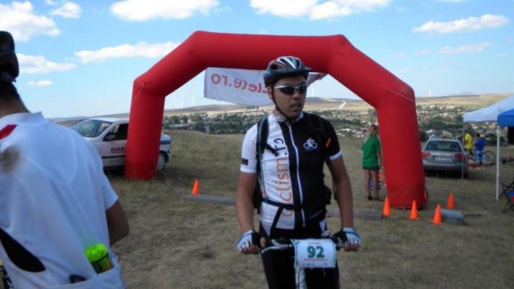 306365_270989922911995_221058_n